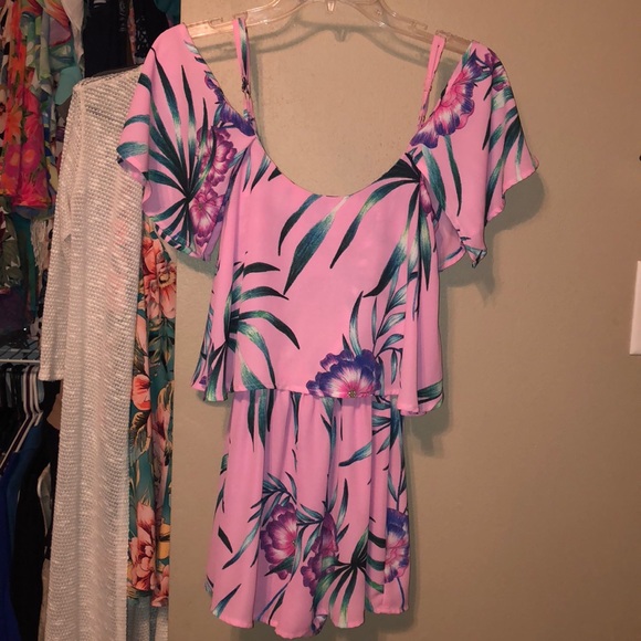 ❌SOLD❌Show Me Your MuMu. Maui Wowi Quinn Romper - Picture 1 of 3